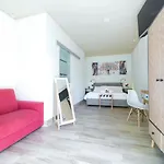Paradise Hotel *
