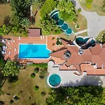 Hotel Paradise Latina