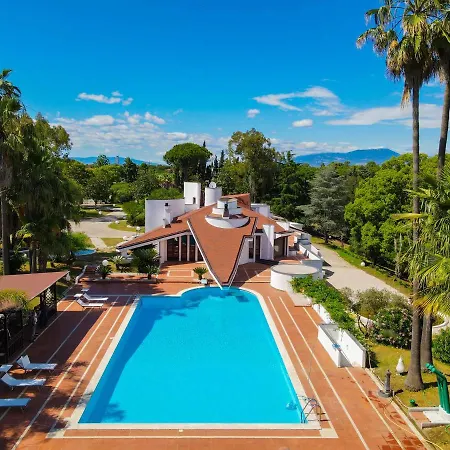 Bed & Breakfast Paradise