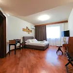 Otel Paradise *