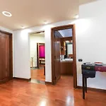 Paradise Hotel *