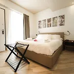 Otel Paradise Latina
