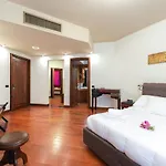 Hotell Paradise Latina