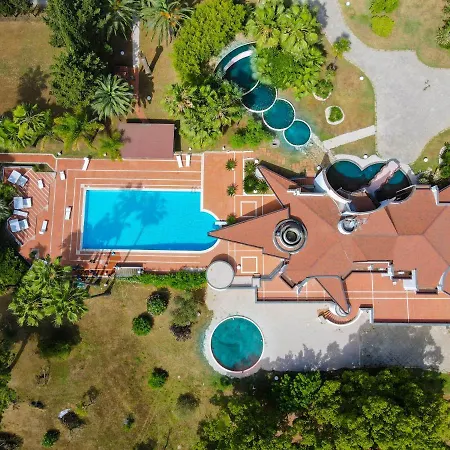 Otel Paradise Latina