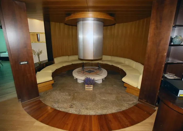 Hotel Paradise